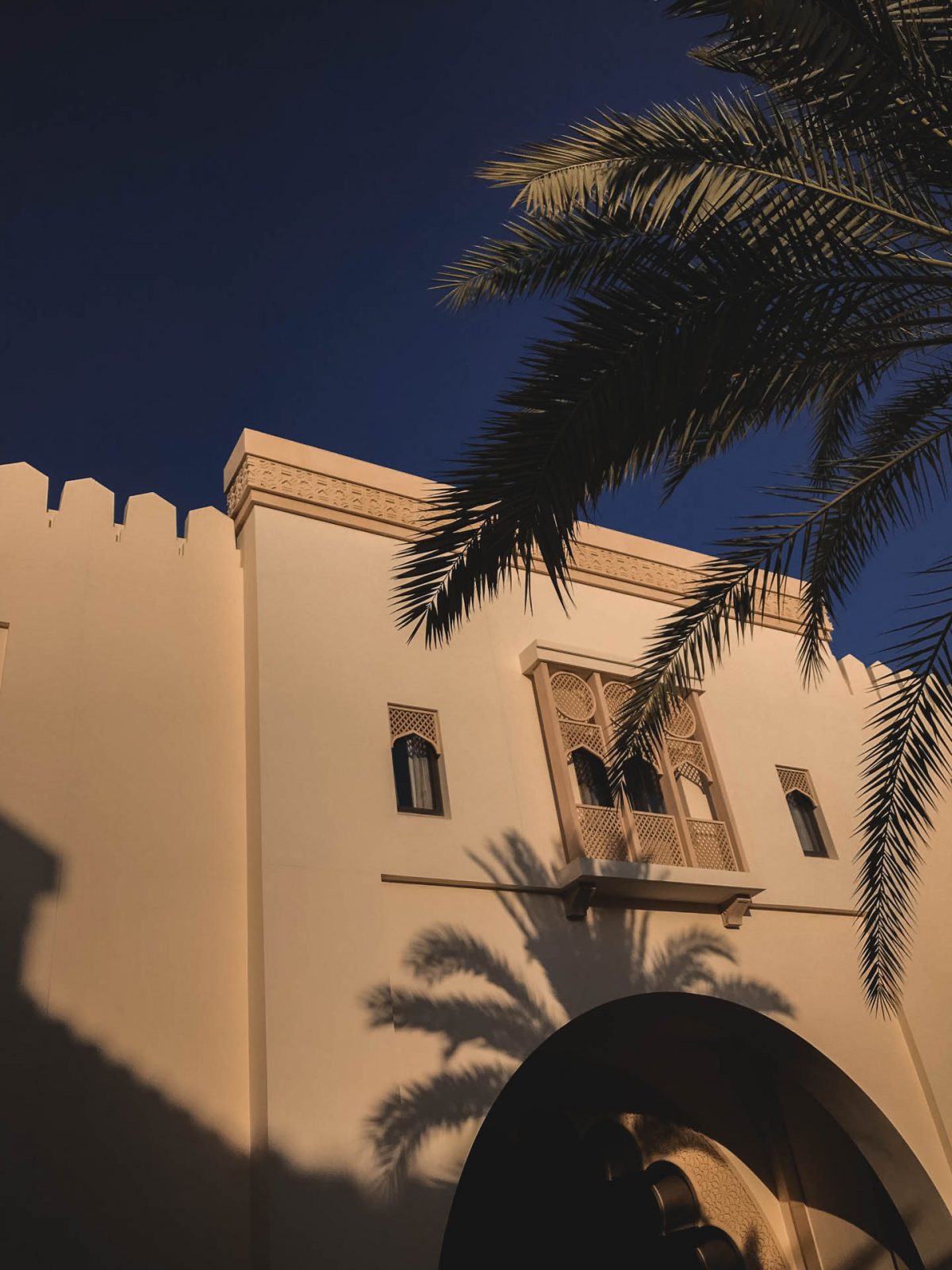 oman-maskat-muscat-shangri-la-al-jissah-al-husn-al-bandar-qatar-hotel-1200x1600